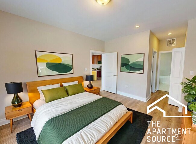 Building Photo - 1342 W Randolph St