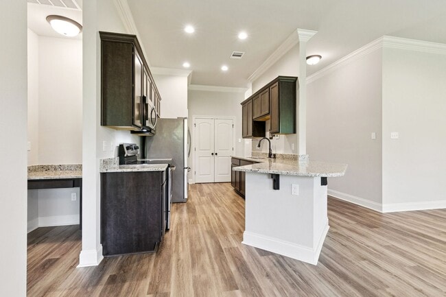 Building Photo - Charming 3BR/2BA Home in Marrero Spacious,...