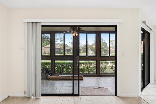 Building Photo - Woodhaven Condominium