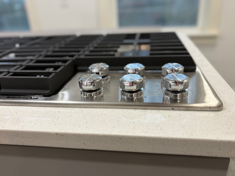 Building Photo - 1964 Young Ave