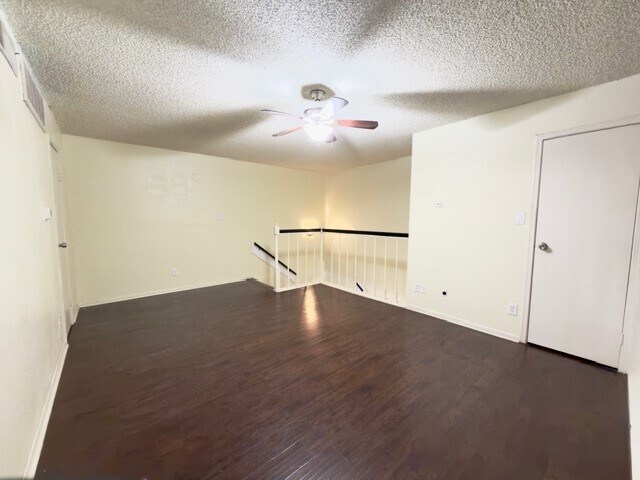 Building Photo - 3100 Jeanetta St