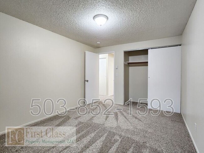 Building Photo - 10056 SW Garrett St