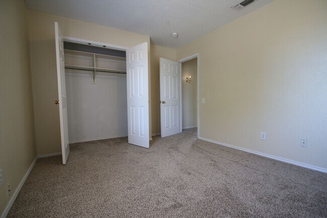 Building Photo - 3412 Derby Ct