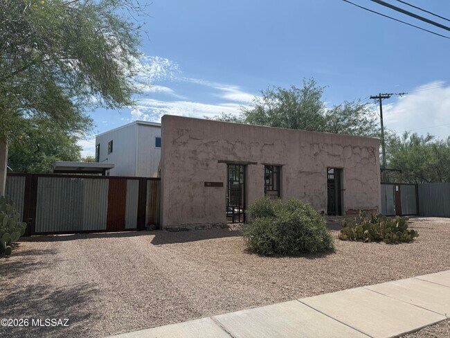 Building Photo - 741 S Fremont Ave