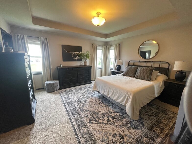 Building Photo - 5370 Little Bluestem Dr