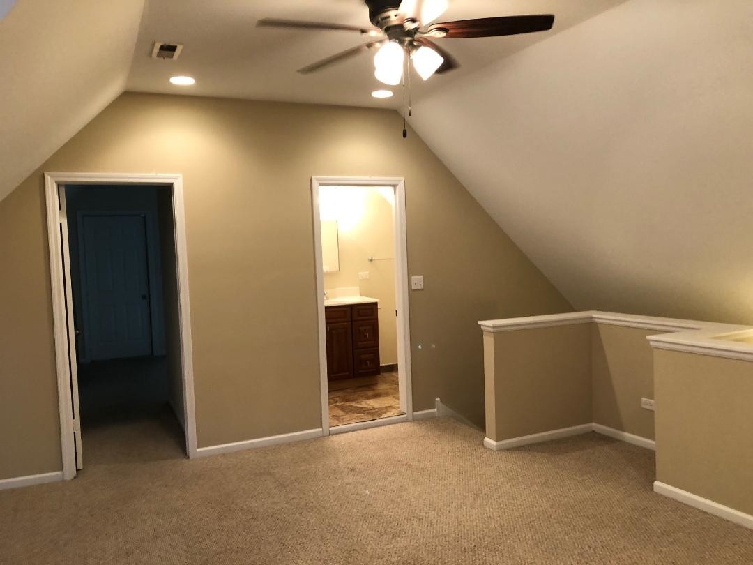 Building Photo - 1709 Irving Park W Rd