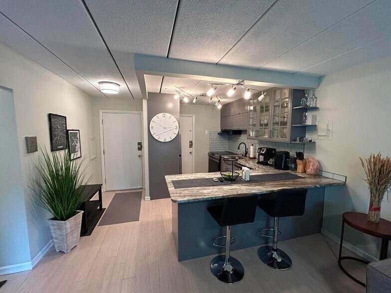 Kitchen - 1011 Main St
