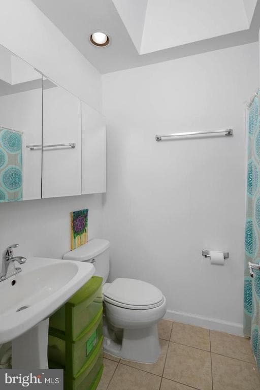 Building Photo - 2702 Cranston Rd