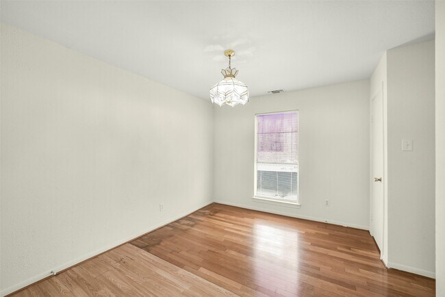 Building Photo - 2019 Place Rebecca Ln