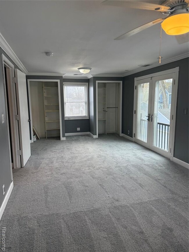 Building Photo - 2729 Kipling Ave