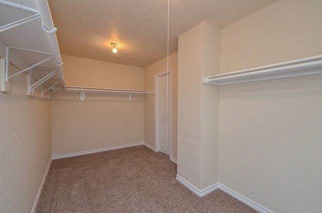 Building Photo - 15327 Falmouth Ave