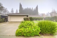 Building Photo - 5123 El Cemonte Ave