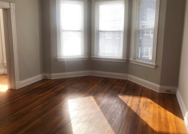 Building Photo - 344-348 Howell Avenue