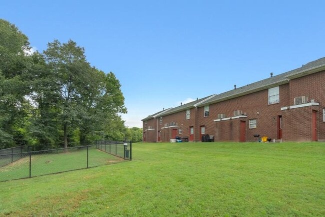 Building Photo - Two bedroom townhome, bath and half washer and dryer connections