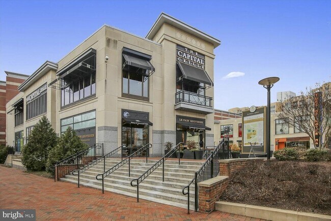 Building Photo - 4515 Willard Ave