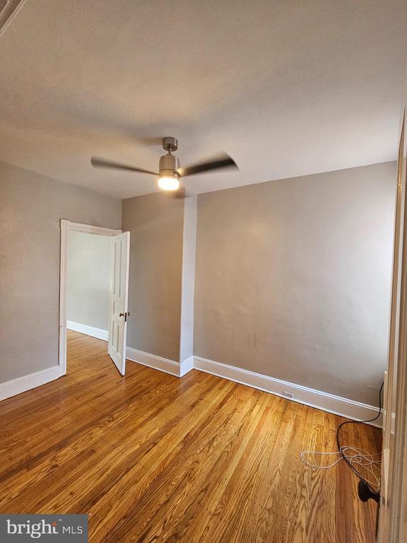 Building Photo - 219 N Wilton St