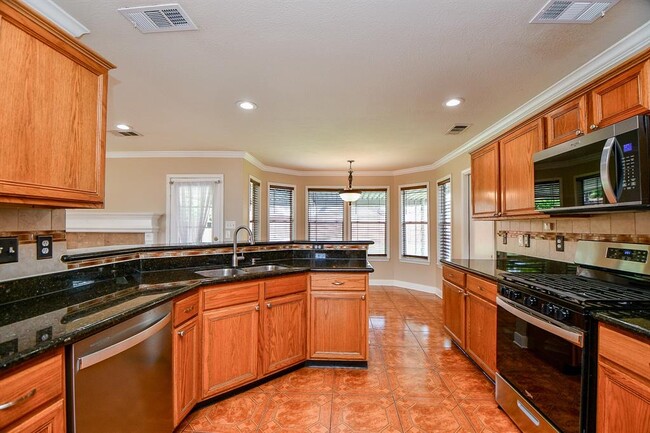 Building Photo - 11707 Turtle Lake Dr