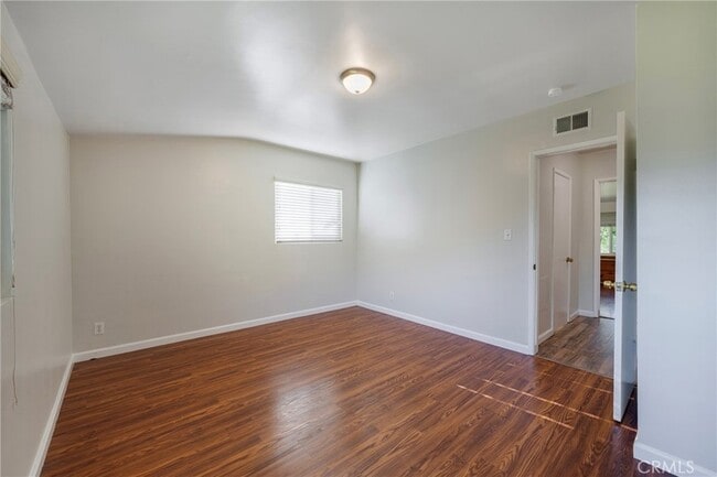 Building Photo - 3202 Belvedere Dr