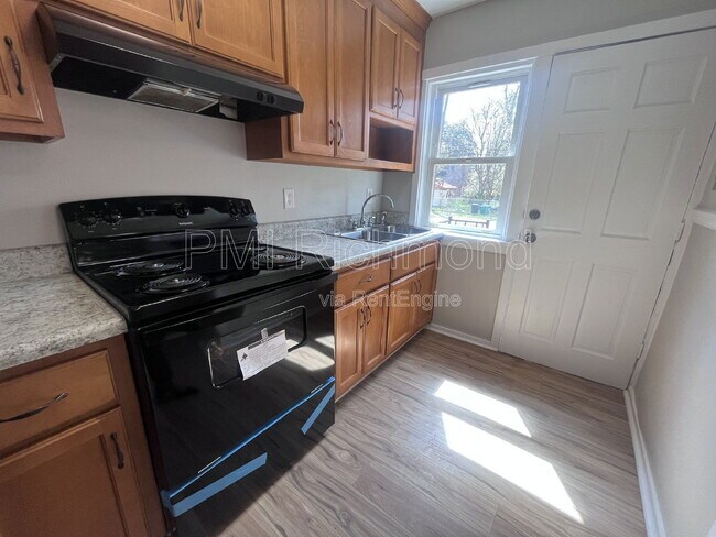 Building Photo - 3007 Grant St