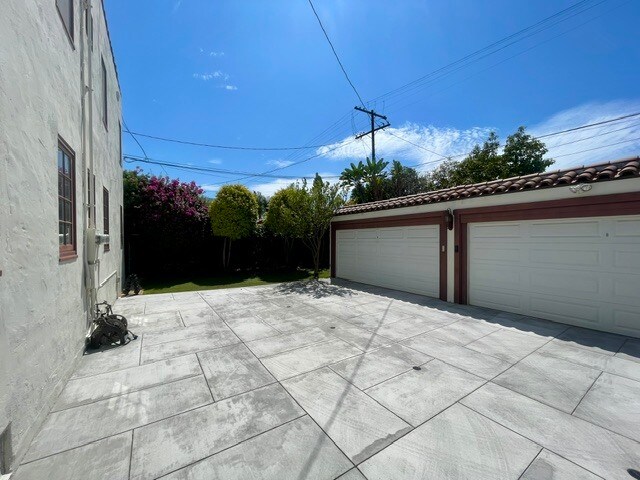 Back Yard - 1213 Hi Point St