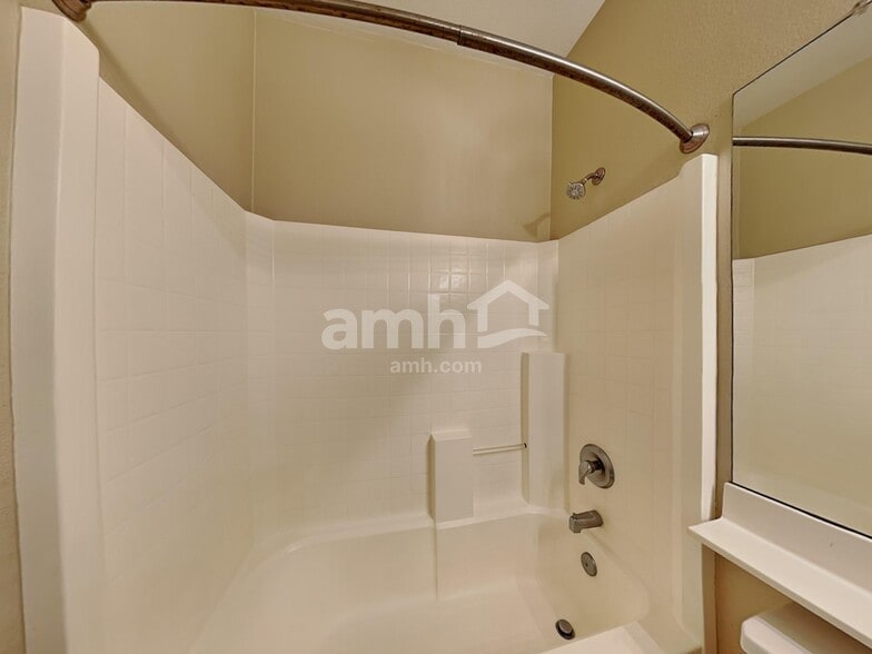 Building Photo - 3861 E Ironhorse Ct