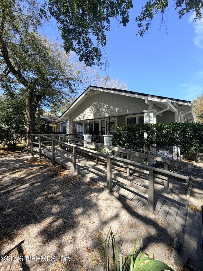 Building Photo - 2333 Gilmore St