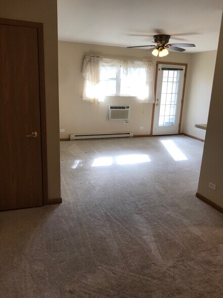 Building Photo - 310 Cunat Blvd