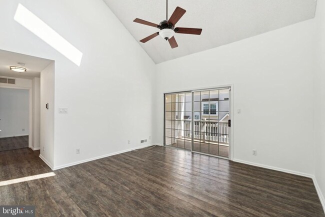 Building Photo - 4202 Aberdeen Ln