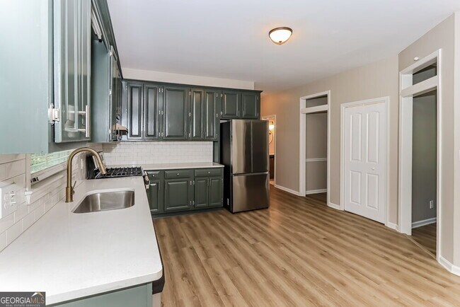 Building Photo - 1612 Carriage Hills Dr