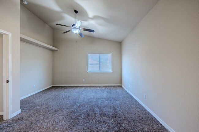 Building Photo - 14381 Alma Point Dr