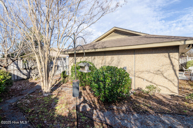 Building Photo - 7409 Coker Ct