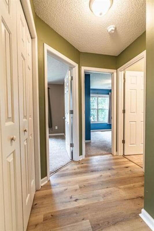 Building Photo - 428 Green Links Dr