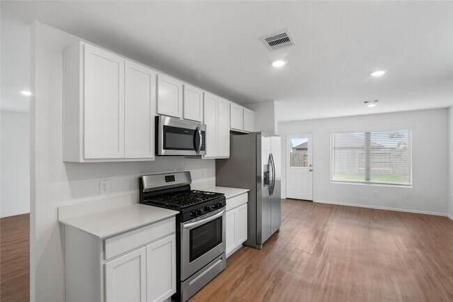 Building Photo - 3034 Twisted Myrtle Dr
