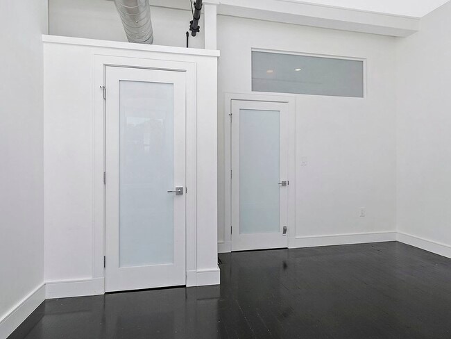 Building Photo - 250 Brighton Ave