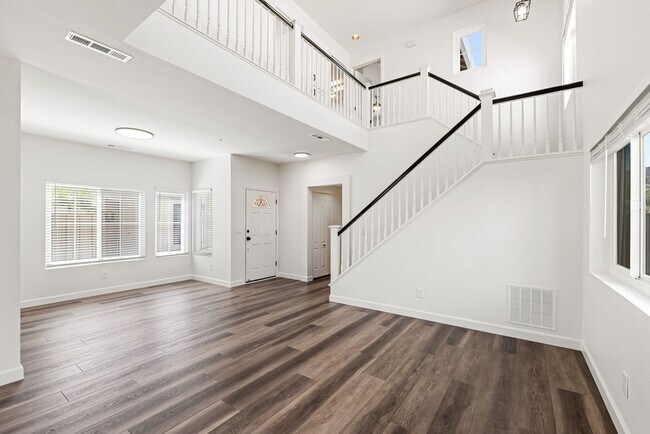 Building Photo - Las Palmas II Complete Remodel
