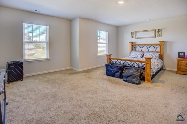 Building Photo - 3294 Bridgewood Dr