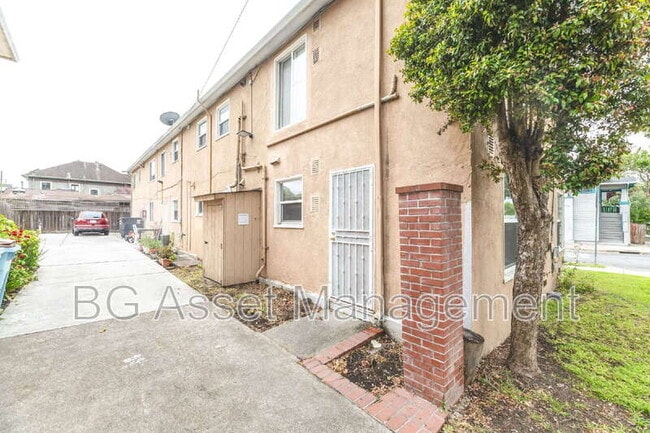 Building Photo - 2301 8th Street