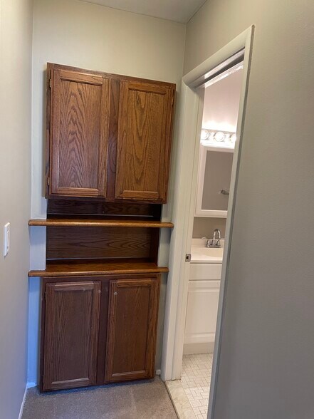 Building Photo - 810 Plate St