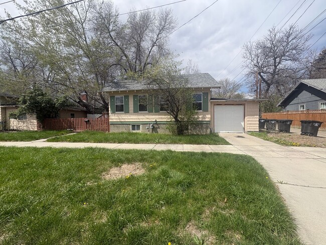 Building Photo - 1 Bedroom, 1 Bathroom Home Near the Historic District