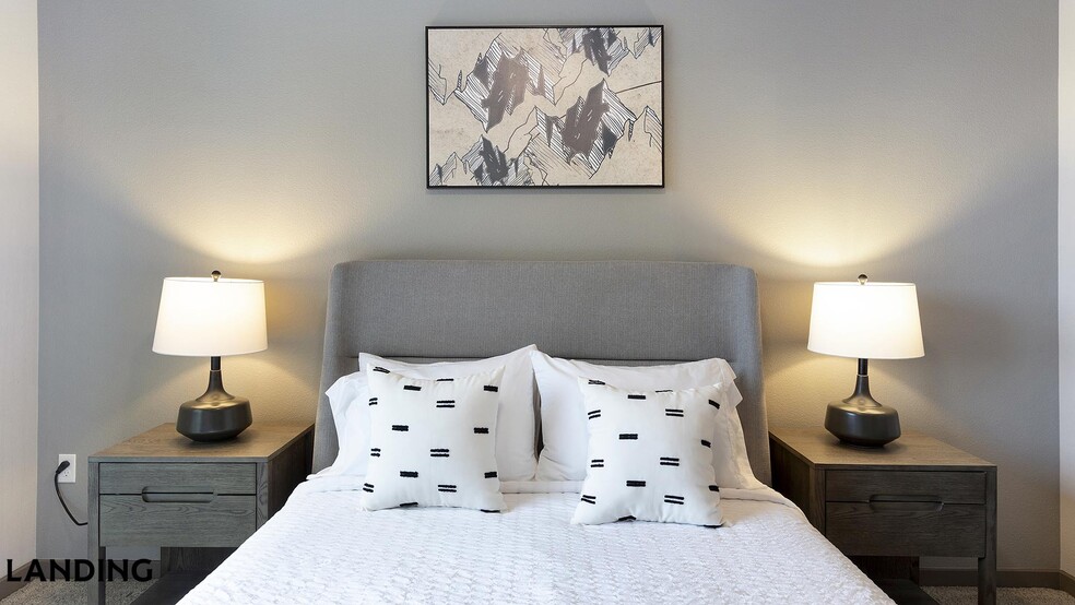 Building Photo - 3150 W Twain Ave