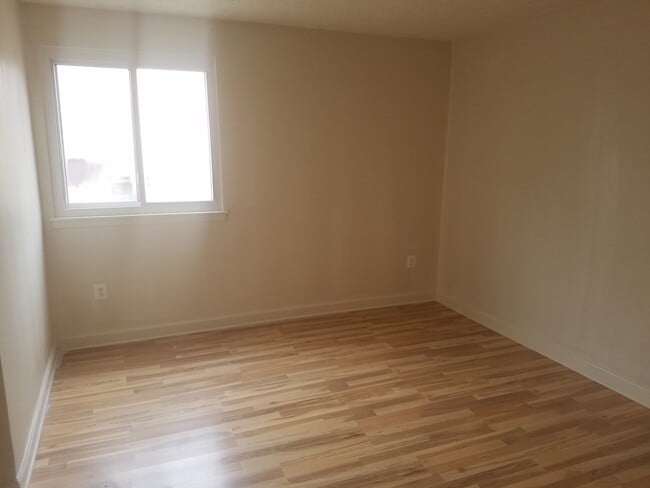 Building Photo - Nice 3Bd/2.5Bth TH in Frederick!!