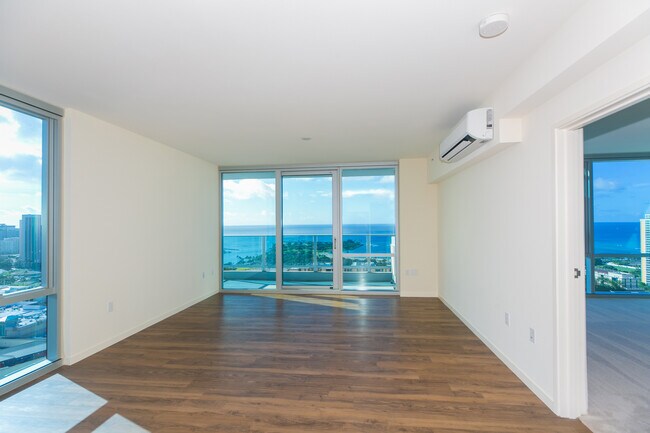 Building Photo - 1391 Kapiolani Blvd