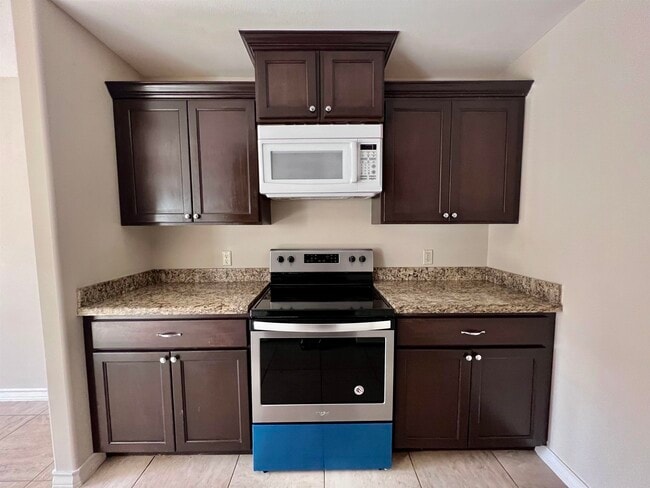 Building Photo - 408 Shiloh Dr