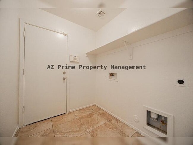 Building Photo - 30365 W Catalina Dr