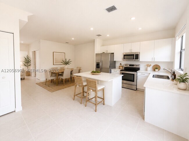 Building Photo - 11846 SW 246th St