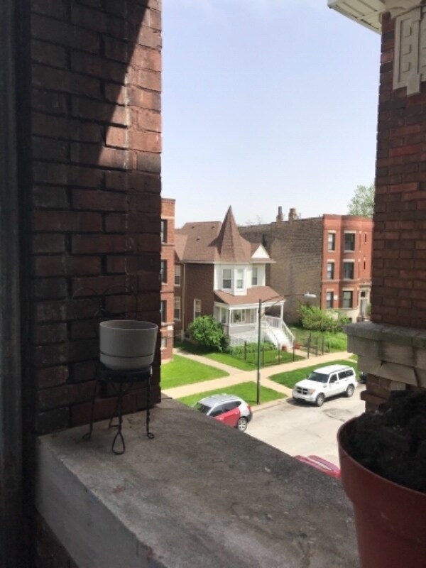 Building Photo - 7116 S Harvard Ave