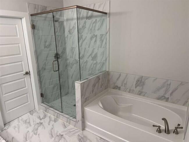 Building Photo - 2530 Harbor Rdg Pass