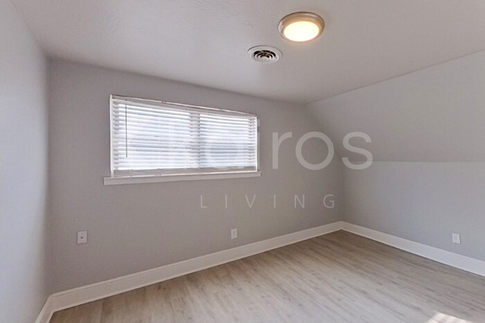 Building Photo - 4522 Chisholm Trail