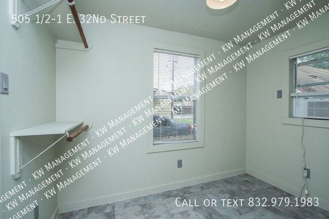 Building Photo - 505 1/2-1 E. 32Nd Street-