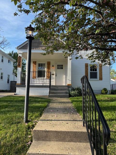 Building Photo - 320 Rosslyn Ave